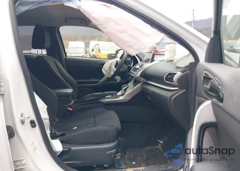 2018 Mitsubishi Eclipse Cross Le z USA, uszkodzony, nr VIN JA4AT4AA3JZ043359